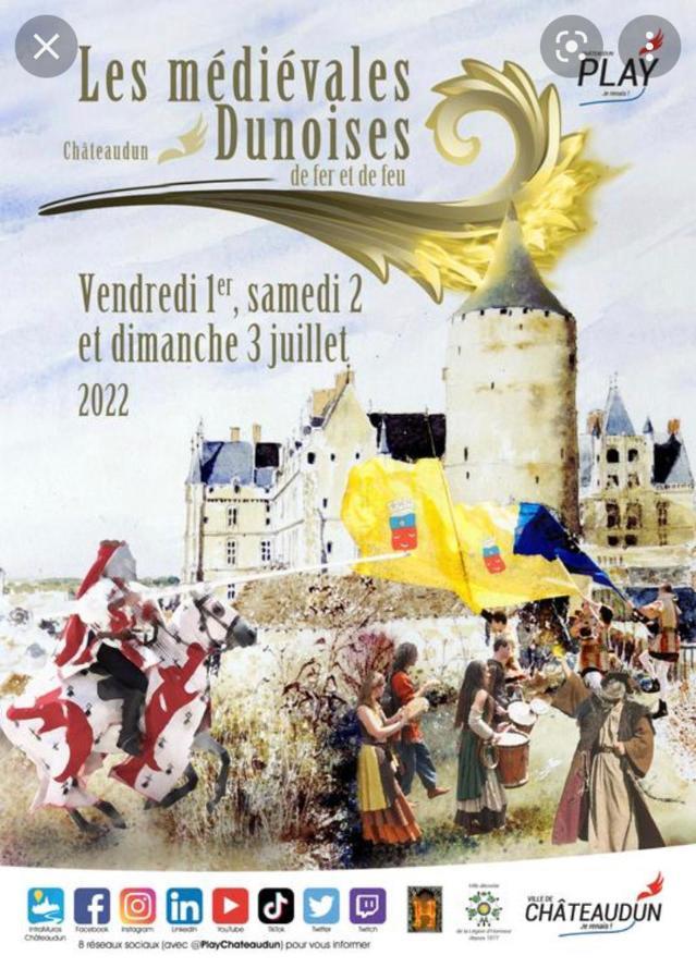 Gite A La Ferme De Sainte Radegonde Lanneray 外观 照片